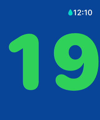 LapRabbit showing 19 in green on a darker blue background on Apple Watch, in the final 10% of lengths